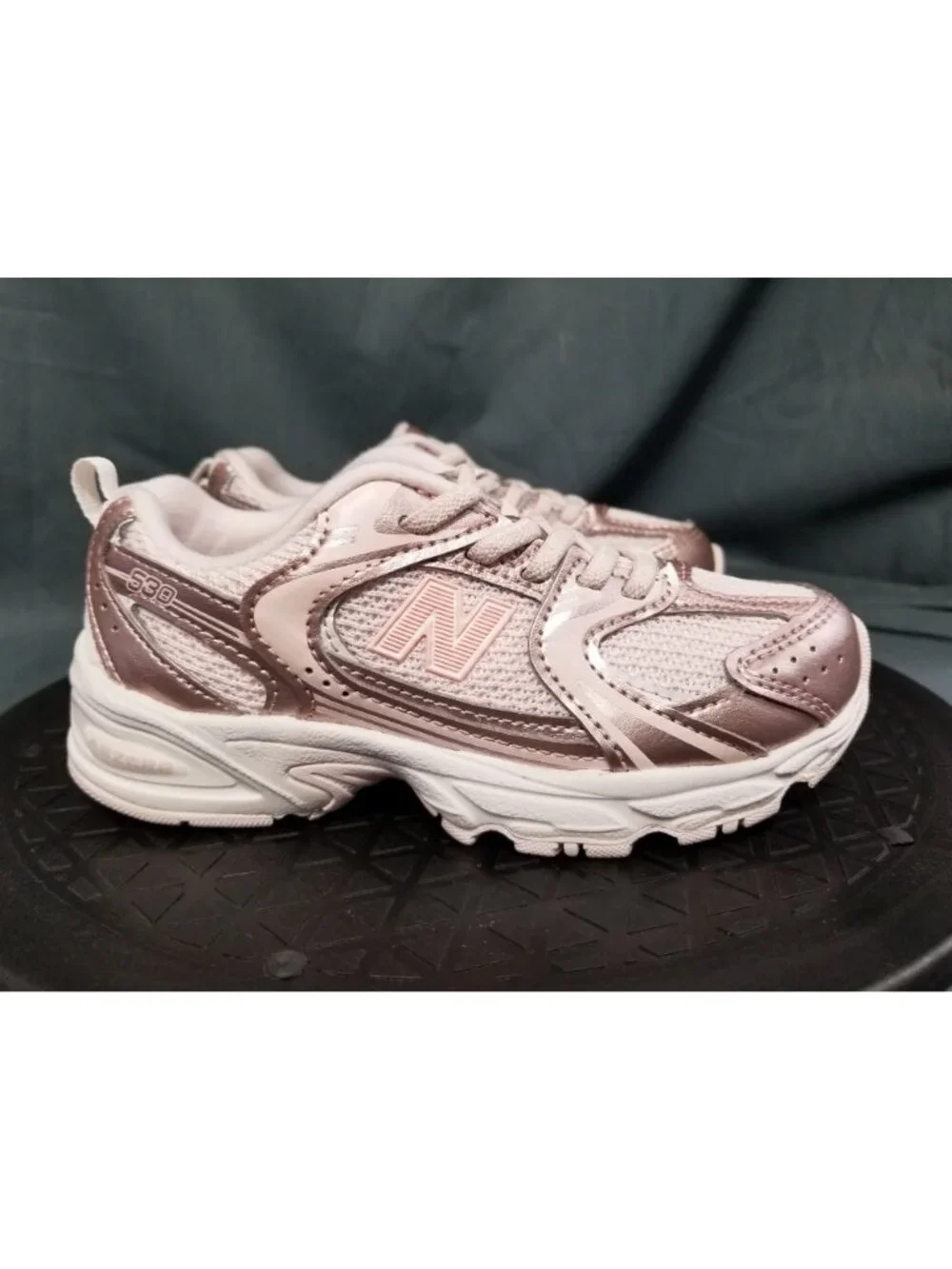 New Balance 530 BUNGEE LACE (PS) Sneakers Pink P5302ZV Girls Size 12 NEW NO BOX